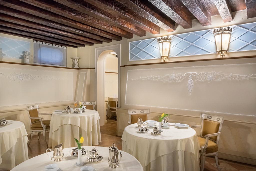 Hotel Franceschi & Mira